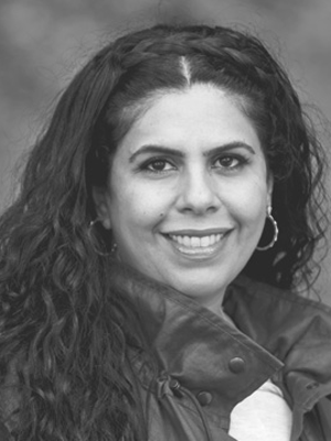 Manal Al Dowayan
