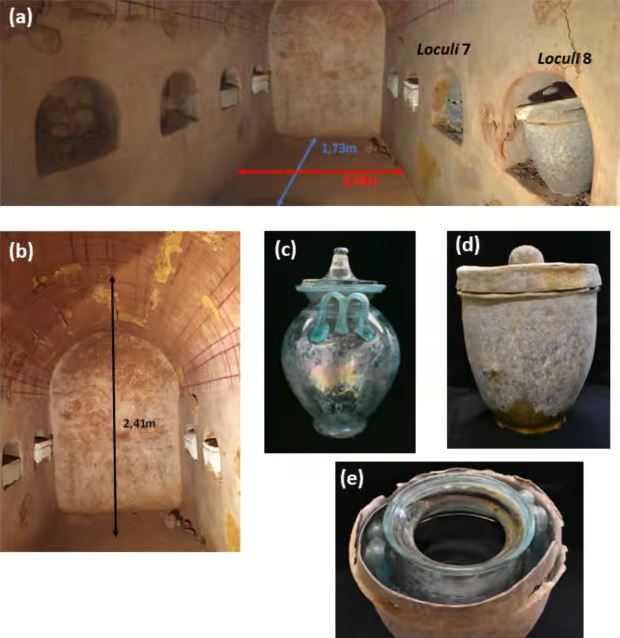 Amphores contenant du vin blanc, dans une tombe romaine (villa Carmona, Andalousie, Espagne).