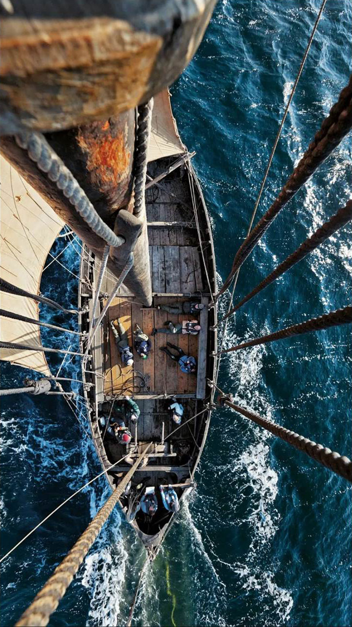 Bateau, réplique d'un navire viking à destination du Nouveau Monde.