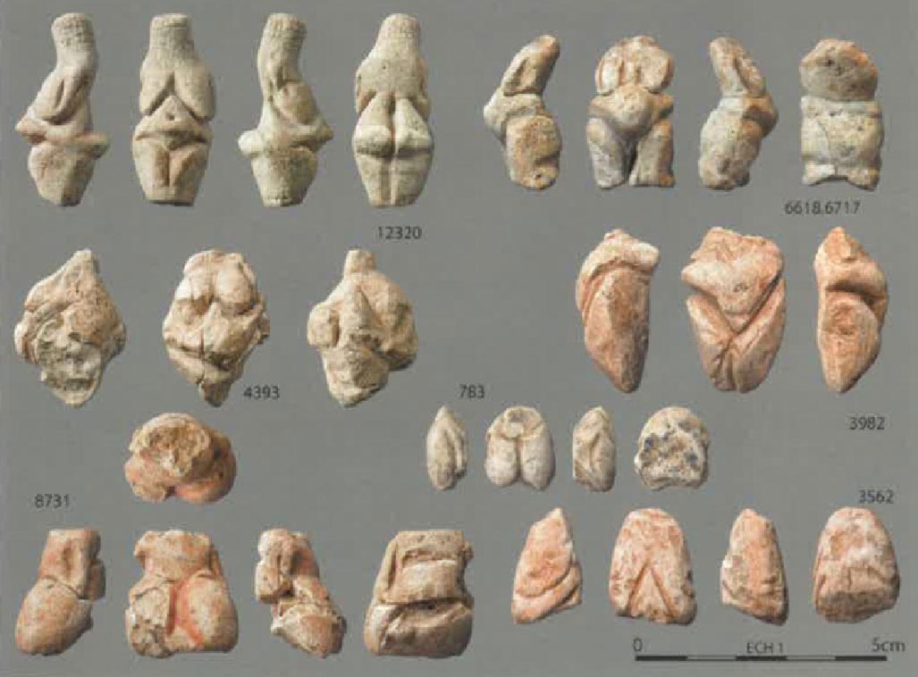 Dames d'Amiens, statuettes façonnée il y a 27 000 ans.