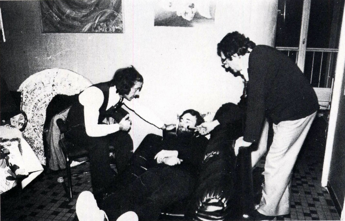Daniel Huguet interroge Franck Fontaine sous hypnose, à l'aide de Jimmy Guieu, au sujet de l'ufo de Cergy-Pontoise en 1979.