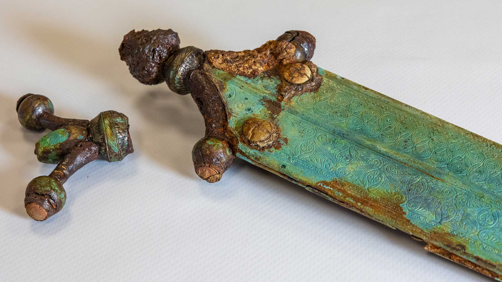 Épée celtique, sépulture 782, Creuzier-le-Neuf dans l'Allier en France.