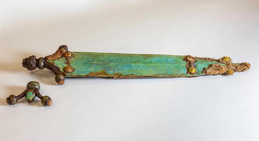 Épée celtique, sépulture 782, Creuzier-le-Neuf dans l'Allier en France.