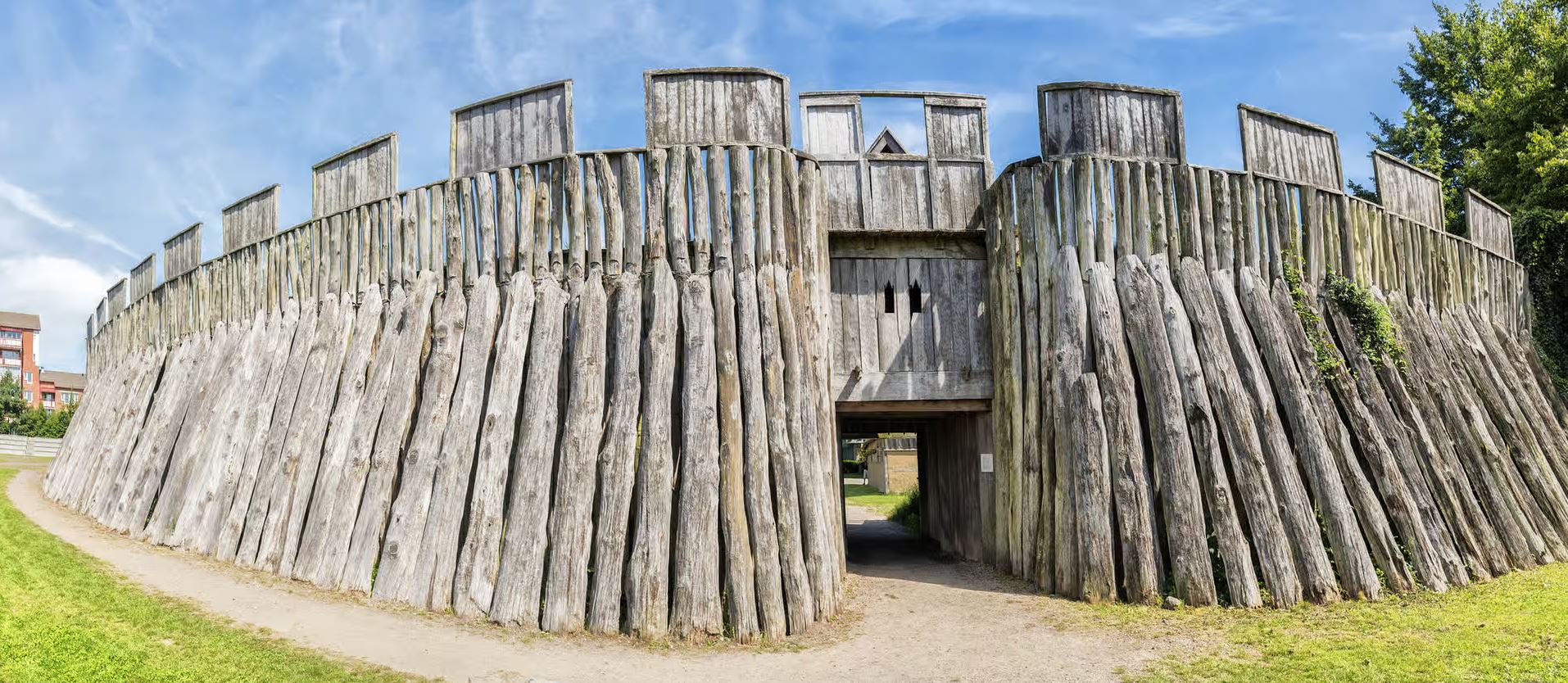 Forteresse viking, construction annulaire sur l'île de Seeland, au sud de Copenhague au Danemark, en l'an 970-980 de notre ère.