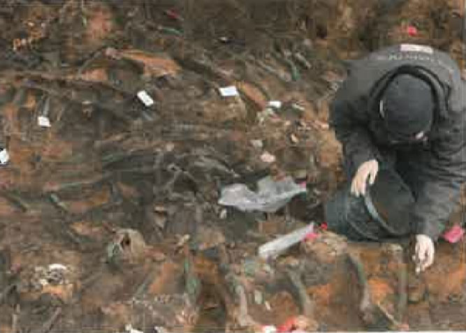 Fouille de l'immense cimetière de pestiférés de Nuremberg.