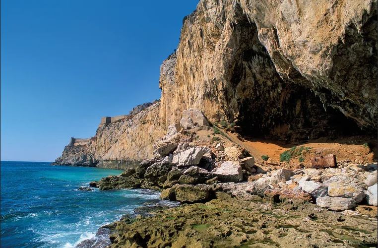Grottes de Gorham (patrimoine de l'UNESCO) à Gibraltar en Espagne.