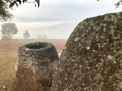 Jarres géantes ou tombes funéraires au Laos, il y a plus de 1000 ans.