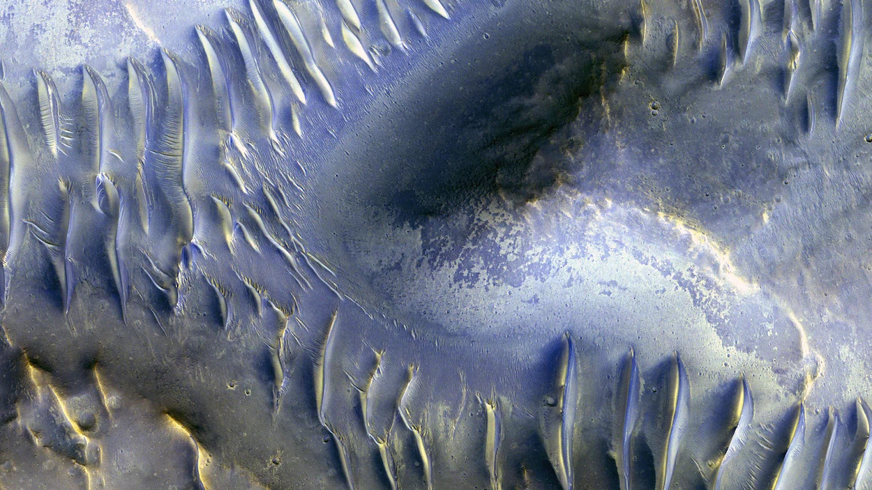 Planète Mars enneigée