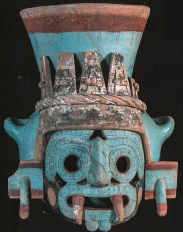 Masque du dieu Tlaloc, dieu de la pluie.