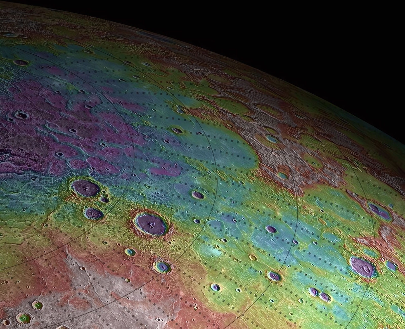 Mercure aux latitudes septentrionales avec hauteur de la surface topographique basses (violettes) & hautes (blanches).