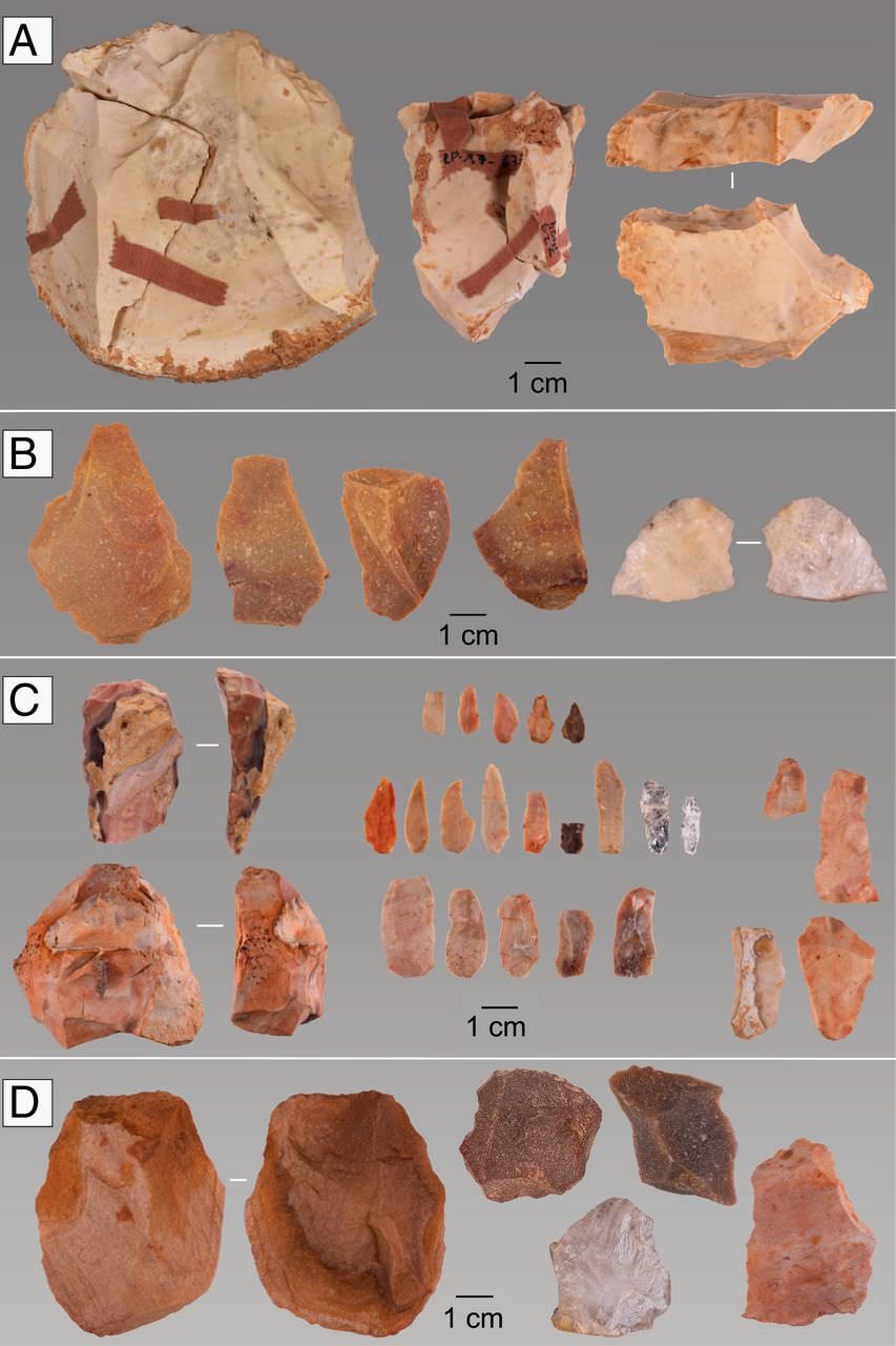 Outils en pierre dans la grotte de Lapa do Picareiro au Portugal, vieux de 38 000 à 41 000 ans.