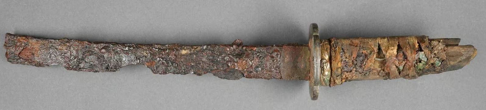 Sabre de samouraï, ou wakizashi (courte épée) du Japon.
