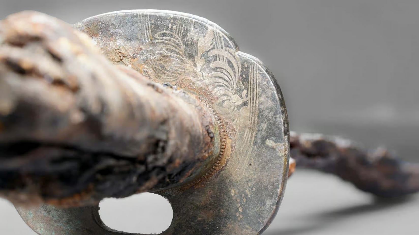 Sabre de samouraï, ou wakizashi (courte épée) du Japon.