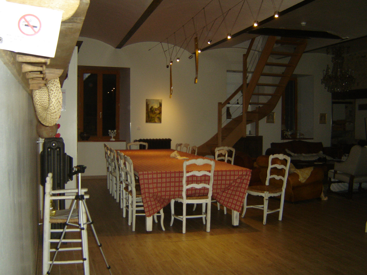 Salle à manger "Au Fil de Soi" d'Issamoulenc, dans l'Auzène, en Ardèche.