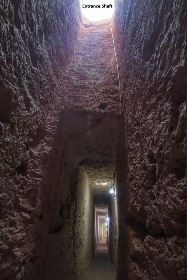 Tunnel sous le temple de Taposiris Magna, près d'Alexandrie en Egypte.